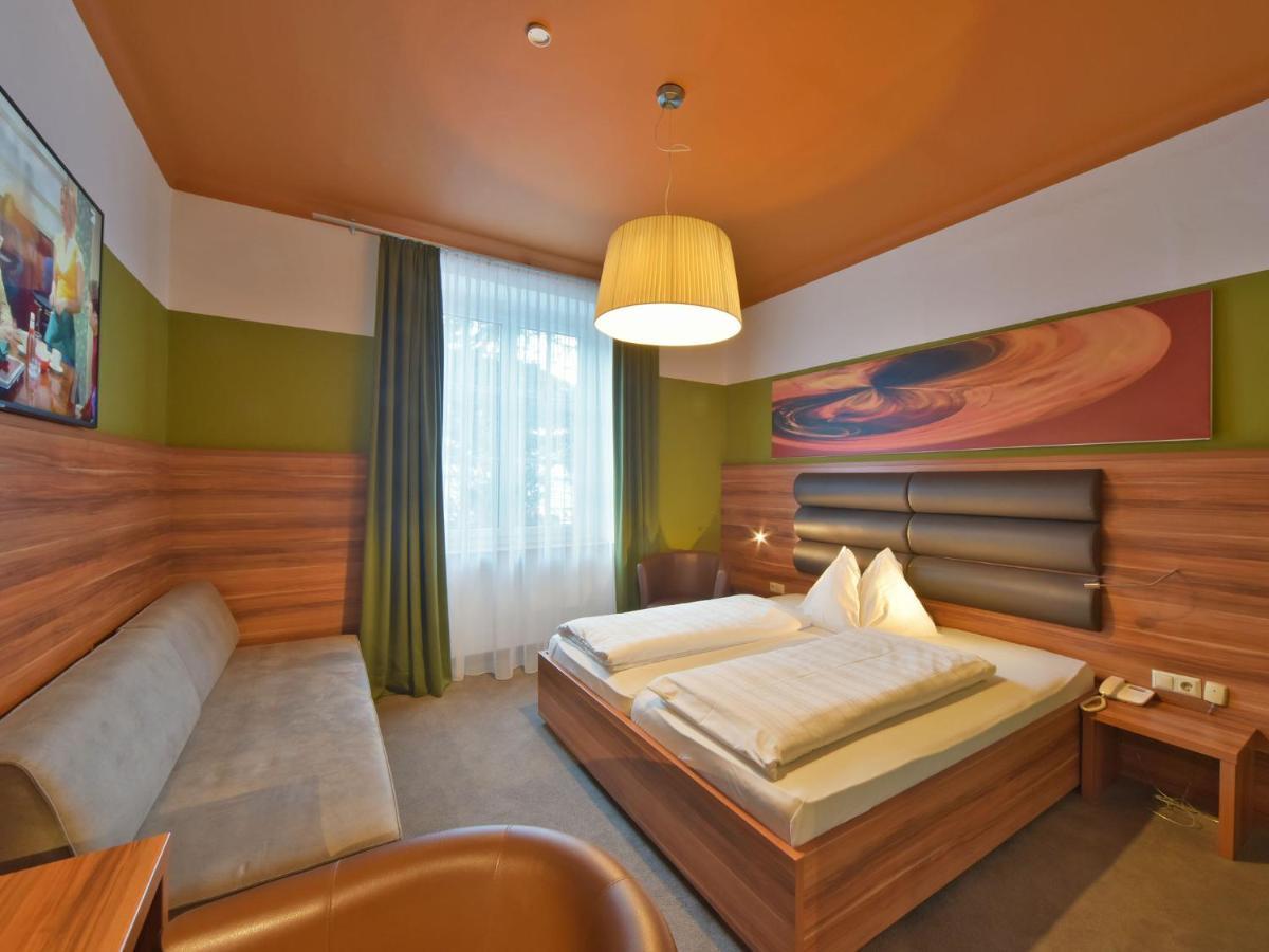 Hotel Ertl & Restaurant El Venado 4*